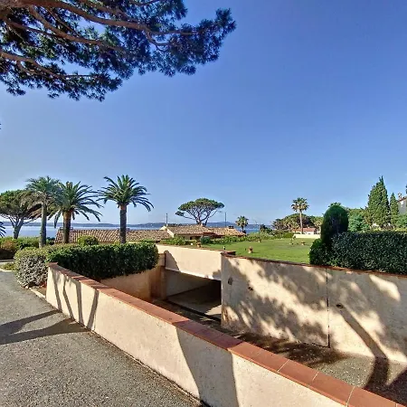 Holiday home Maison Sainte-maxime, 4 Pieces, 6 Personnes - Fr-1-745-1 Sainte-Maxime