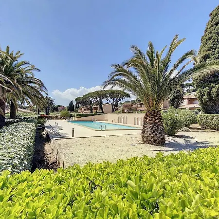 Maison Sainte-maxime, 4 Pieces, 6 Personnes - Fr-1-745-1 Holiday home *